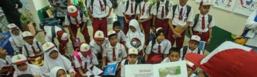 pemerintah telah mengeluarkan sejumlah kebijakan baru terkait dengan anak sekolah